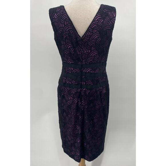 Tadashi Shoji Embroidered Lace Cocktail Dress Sheath Surplice Black Purple 10 - Picture 5 of 9